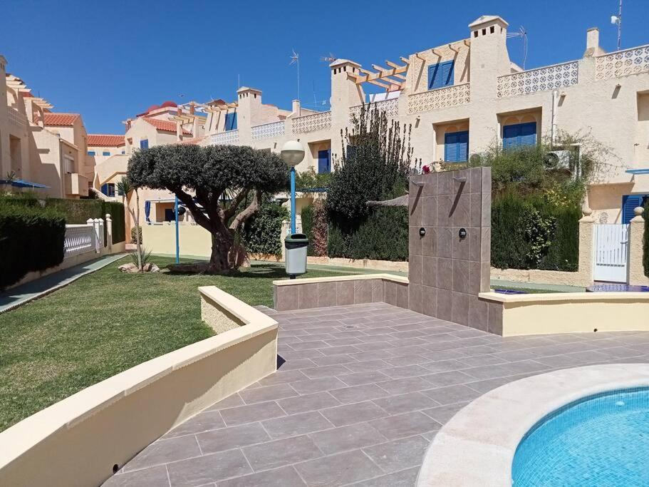 Apartamento En Los Nietos Con Piscina Comunitaria. Екстериор снимка